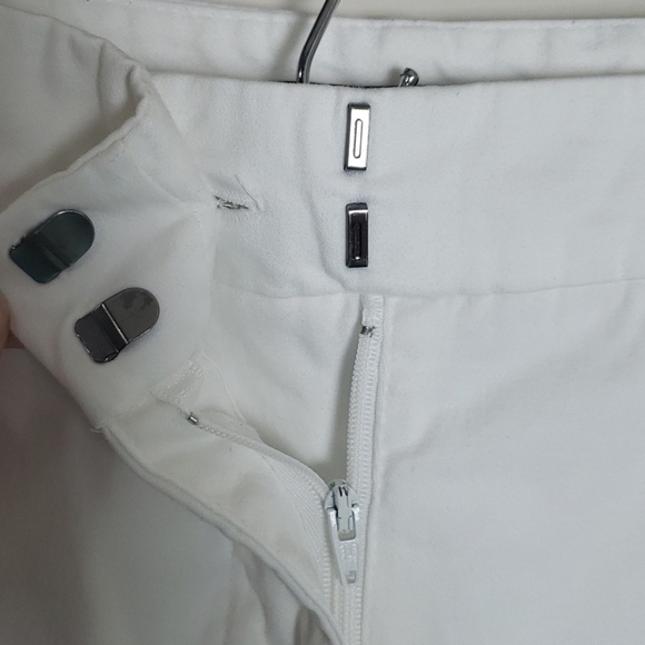 Mossimo white stretch capris - Picture 3 of 5